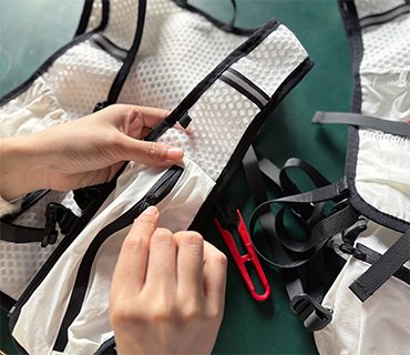 Running Vest Manufacturer-China Jarler Bags Factory Custom Trail Hydration Running Vest with Water Bottle Soft Flask Hydration Water Bladder Pack Backpack