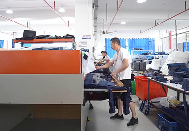 Running Vest Manufacturer-China Jarler Bags Factory Custom Trail Hydration Running Vest with Water Bottle Soft Flask Hydration Water Bladder Pack Backpack